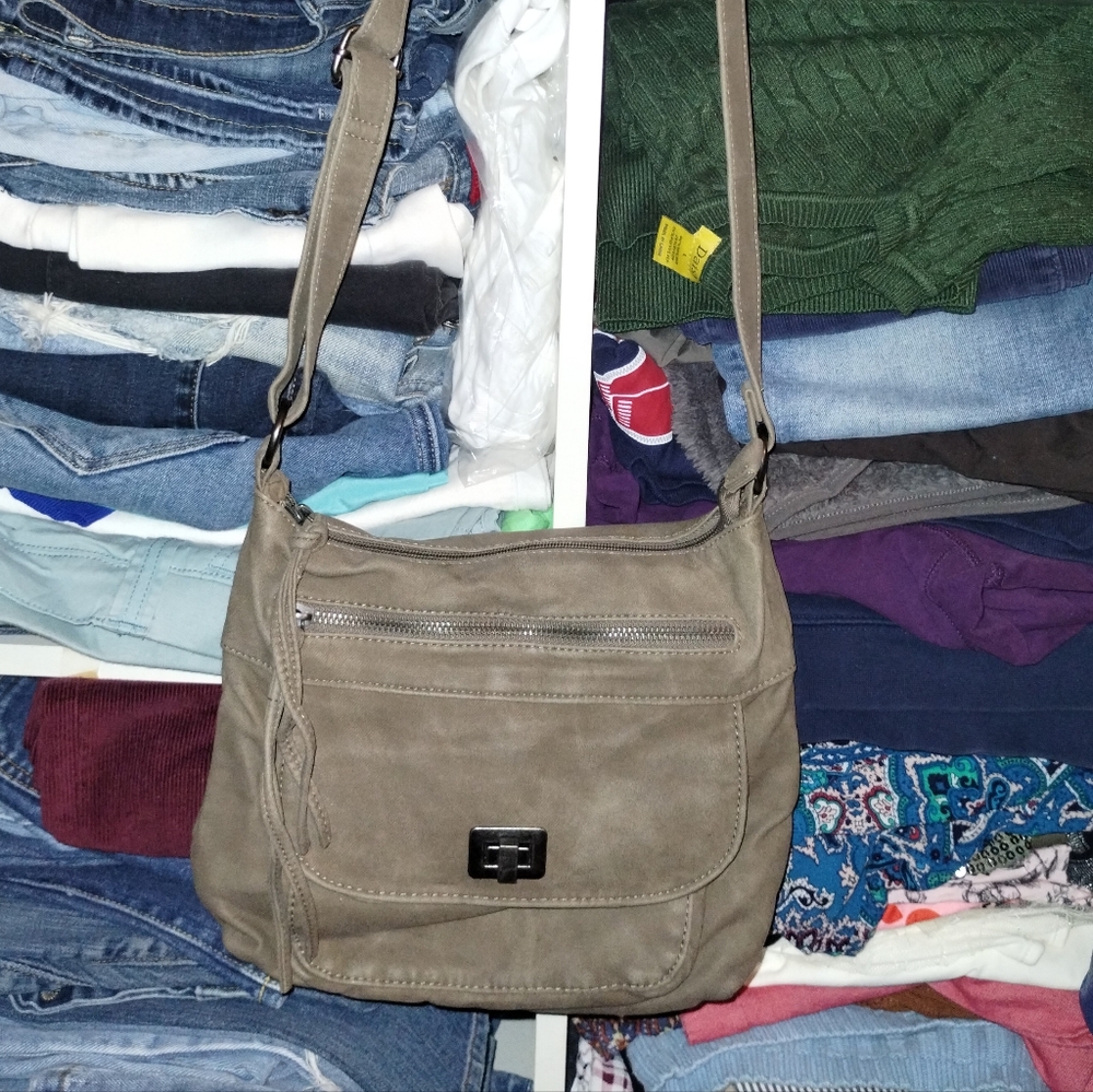 Bueno Stylish Tan Crossbody Bag Adjustable Straps